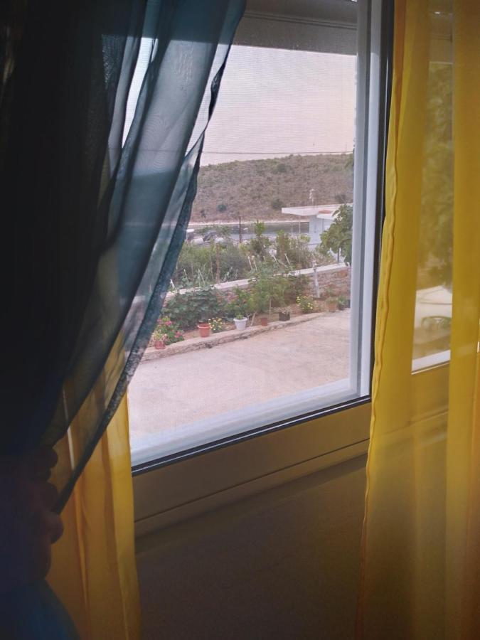 Condo Rooms Sarande Bagian luar foto