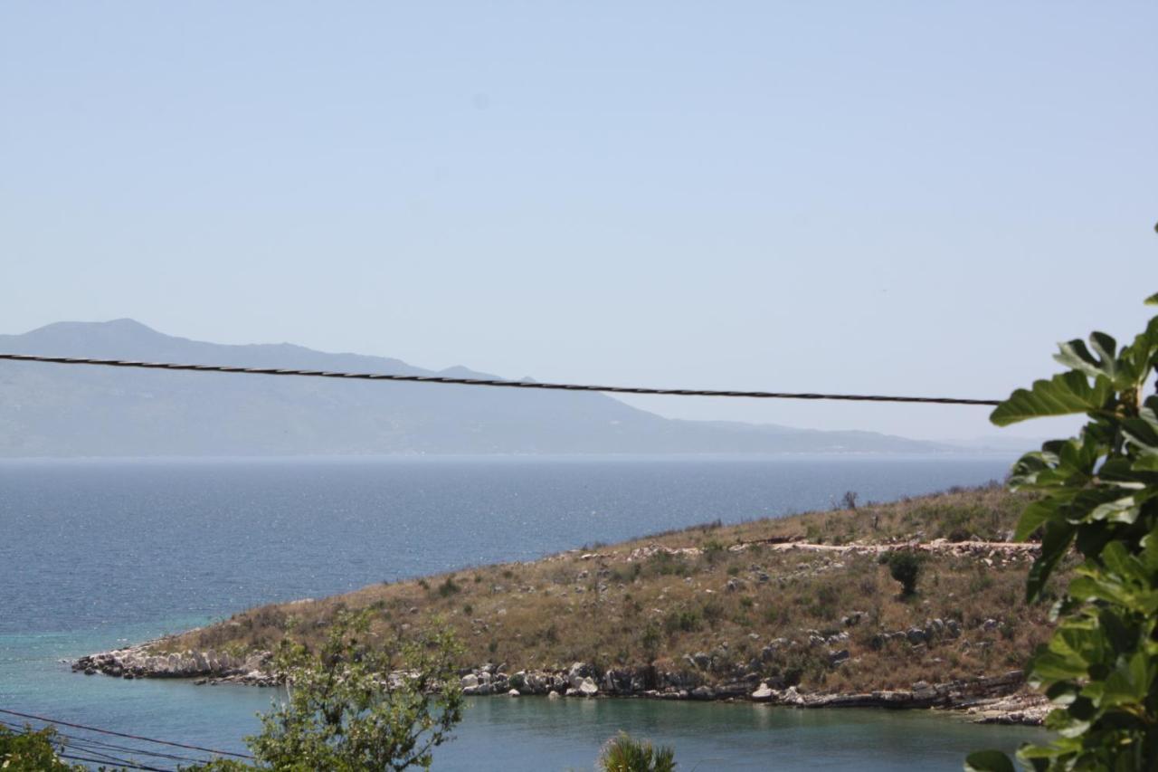 Condo Rentals Sarande Bagian luar foto
